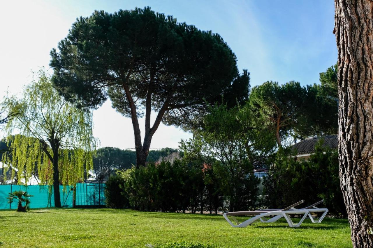 Chalet Medina Del Campo Entrepinares El Campillo  Bagian luar foto